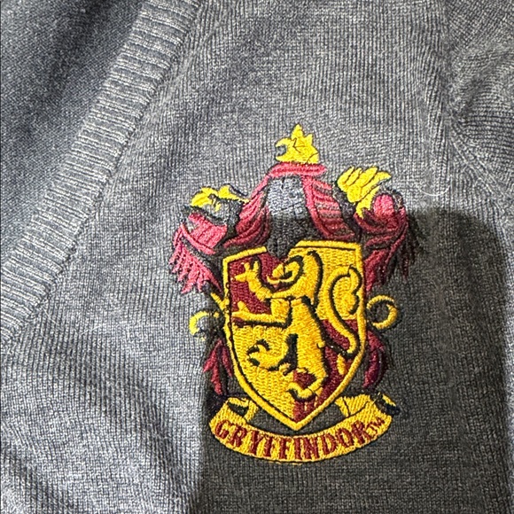 Warner Bros. Gray and Red Harry Potter Cardigan - Picture 3 of 4